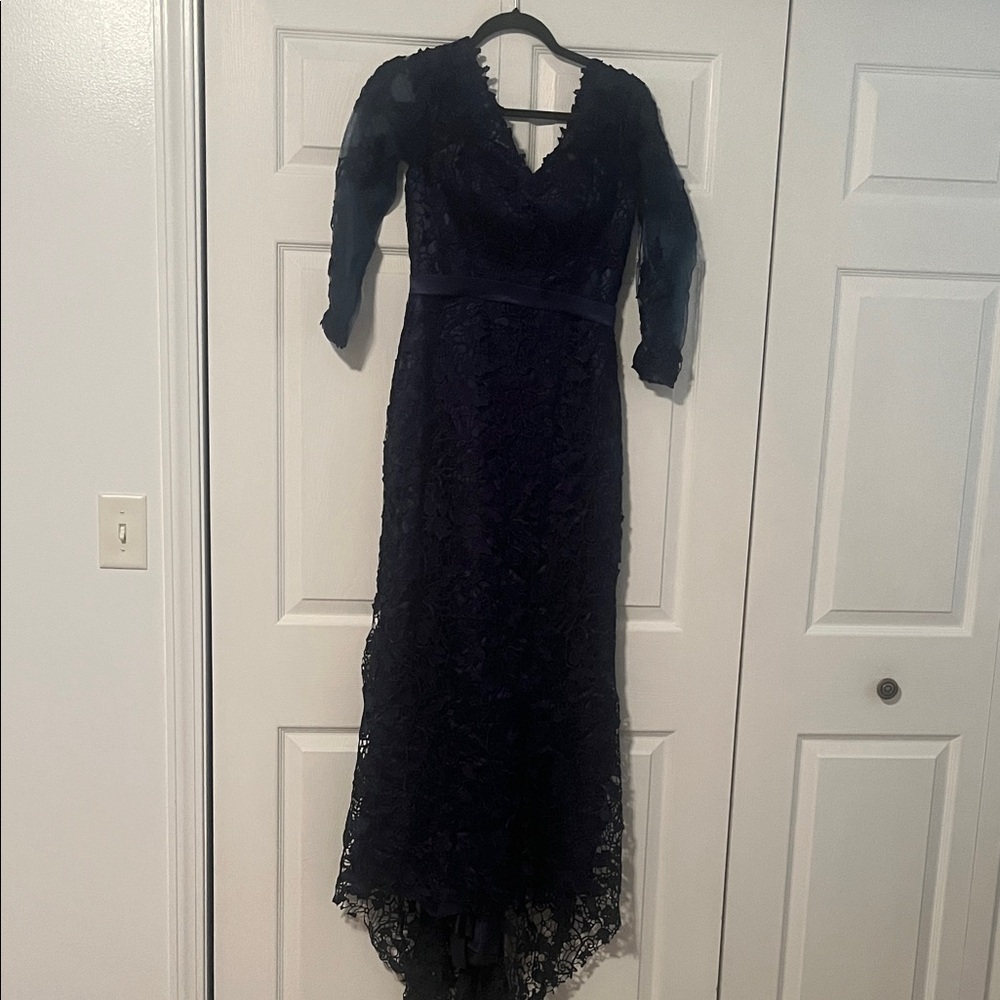 Elegant Navy Lace Evening Gown